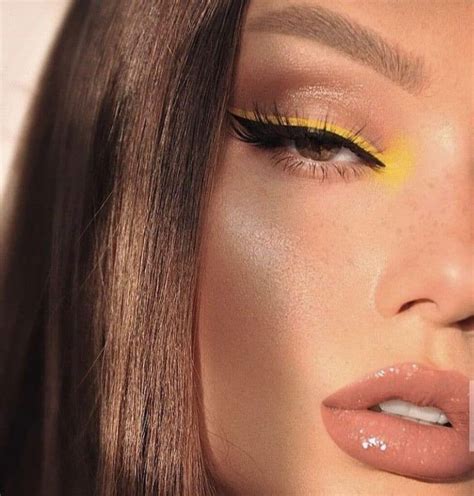 trucco semplice estivo